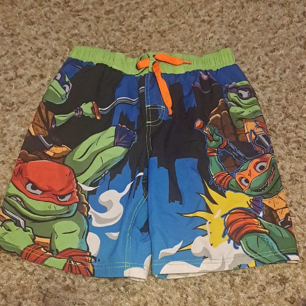5 For 25$ Teenage Mutant Ninja Turtles Swimming Shorts Youth Size 10/12